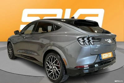 Ford Mustang Mach-E 98kWh 487hv AWD GT 2023, kuva 2/7