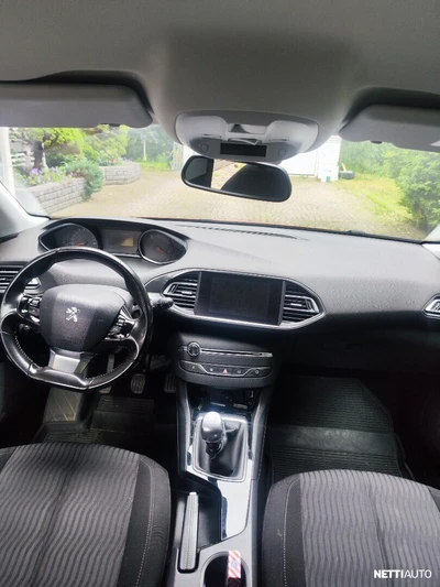 Peugeot 308 Active THP 125 2014, photo 8/8