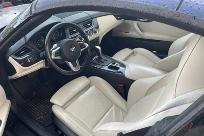 BMW Z4 E89 Roadster sDRIVE 23i 2009, kuva 7/9