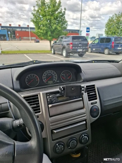 Nissan X-Trail 2006, kuva 2/6