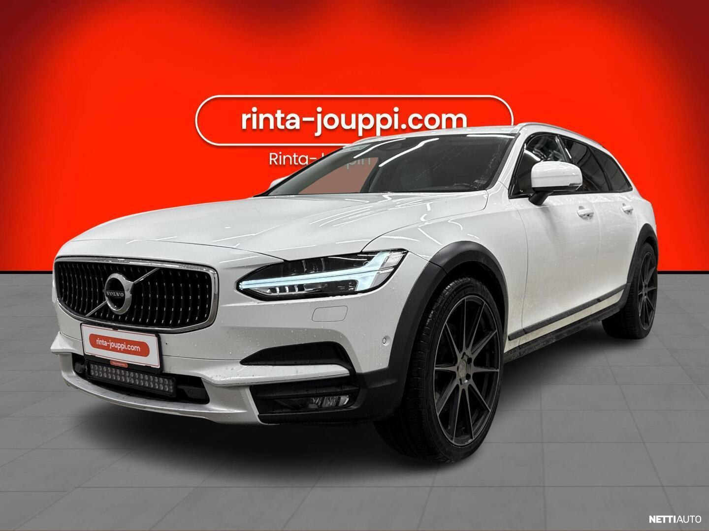 Volvo V90 Cross Country