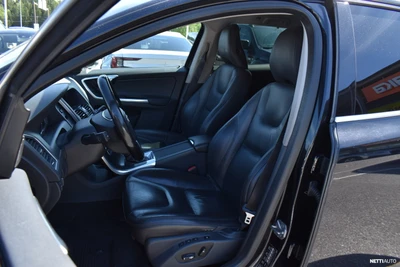 Volvo XC60 D5 AWD Summum aut 2014, kuva 3/9