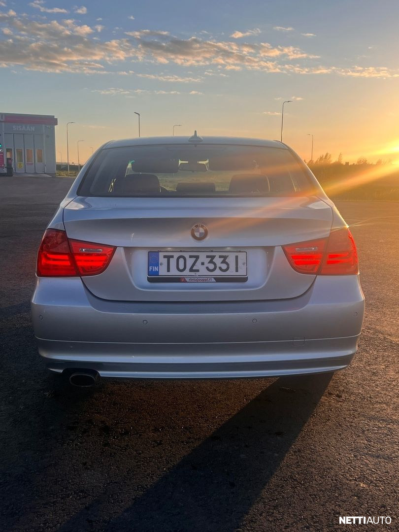 BMW 318 2012, photo 4/10