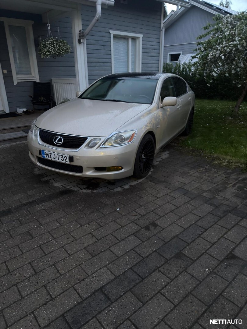 Lexus GS