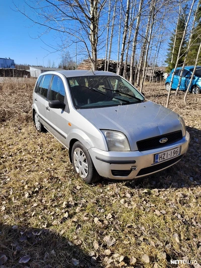 Ford Fusion 2003, photo 2/10