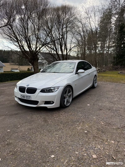 BMW 320 2008, photo 2/4