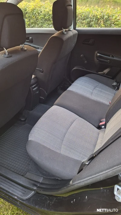 Kia Ceed 1,4 ISG LX SW EcoDynamics 2011, kuva 2/27