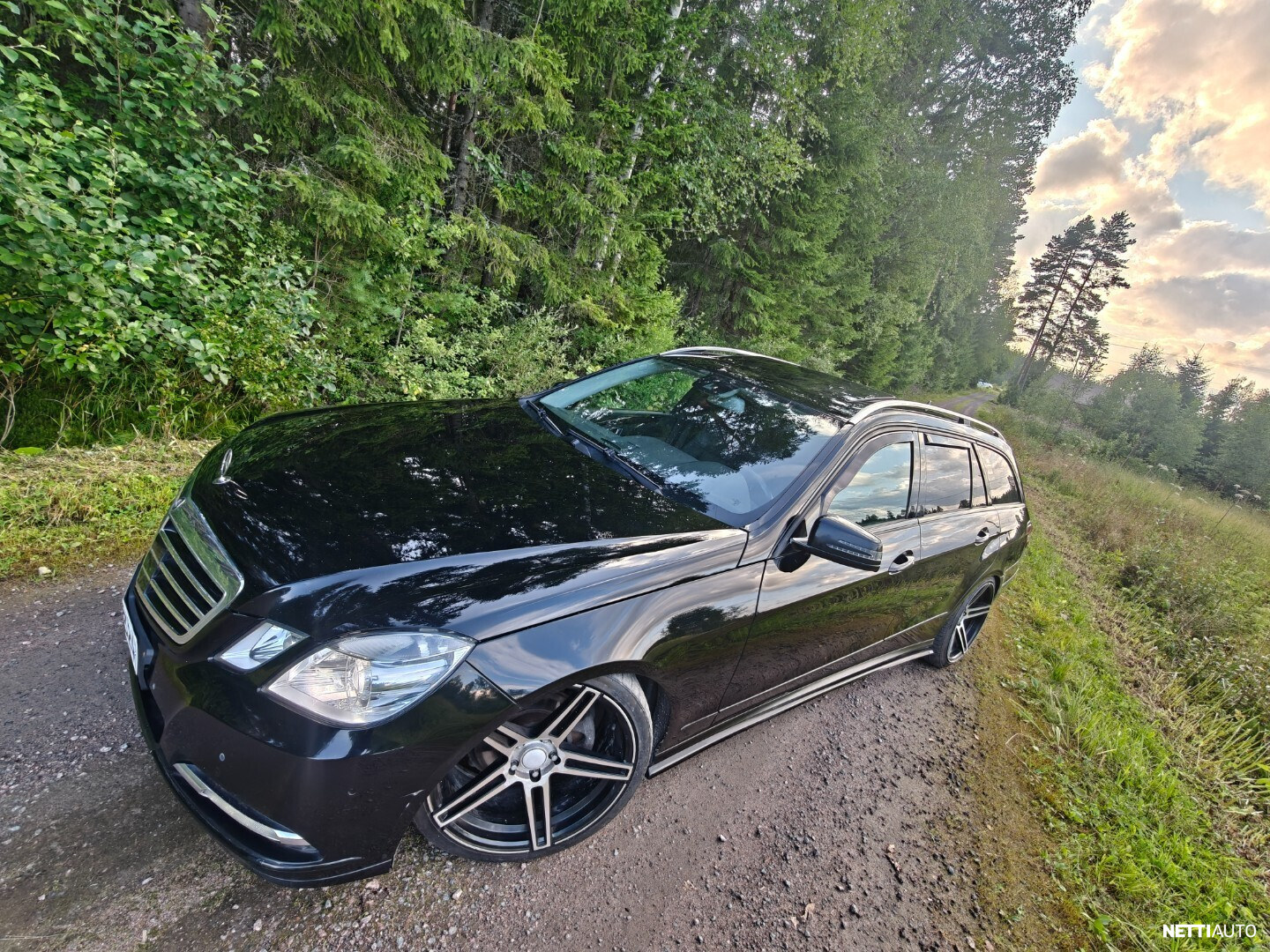 Mercedes-Benz E