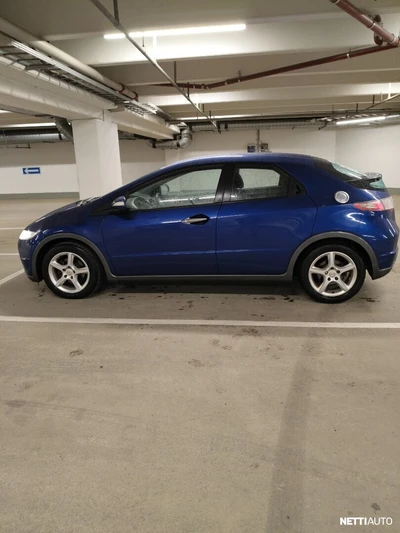 Honda Civic 5D 1,4i Comfort Business 2010, kuva 2/9