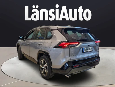 Toyota RAV4 Plug-In 2023, kuva 6/7