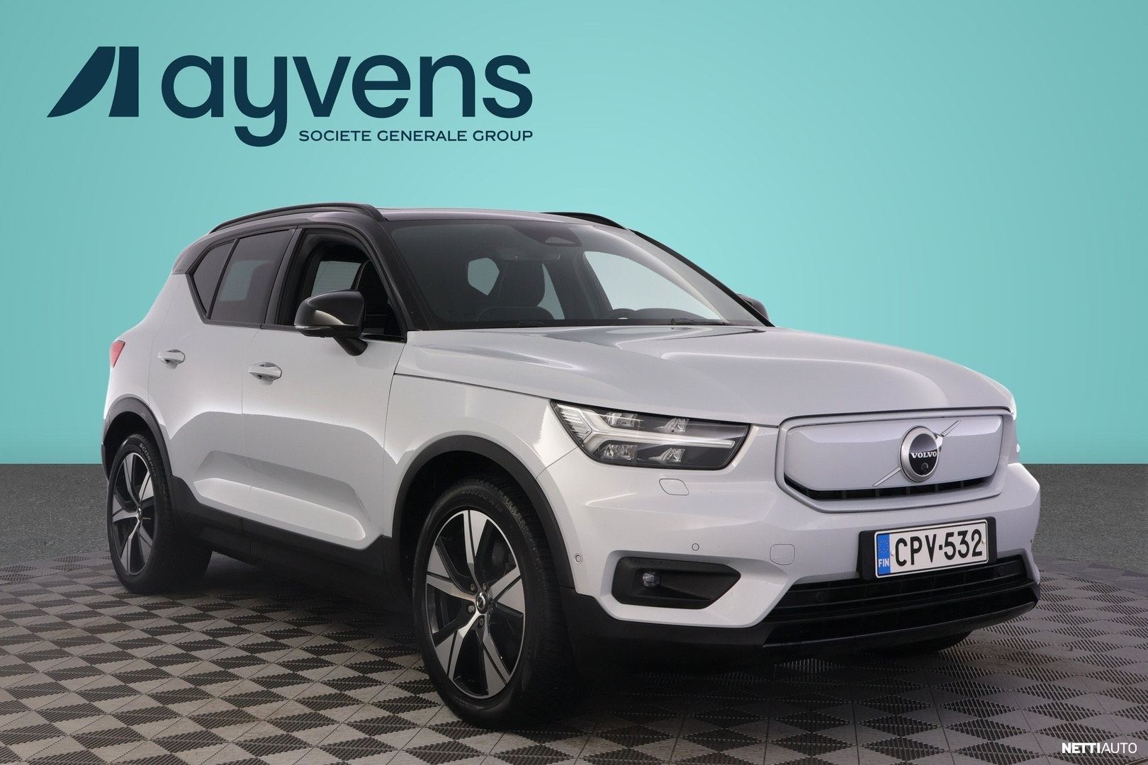 Volvo XC40 2021, photo 2/19