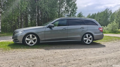 Mercedes-Benz E 2012, kuva 3/9