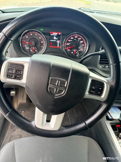 Dodge Charger R/T 5.7 HEMI PURSUIT 2013, kuva 7/9