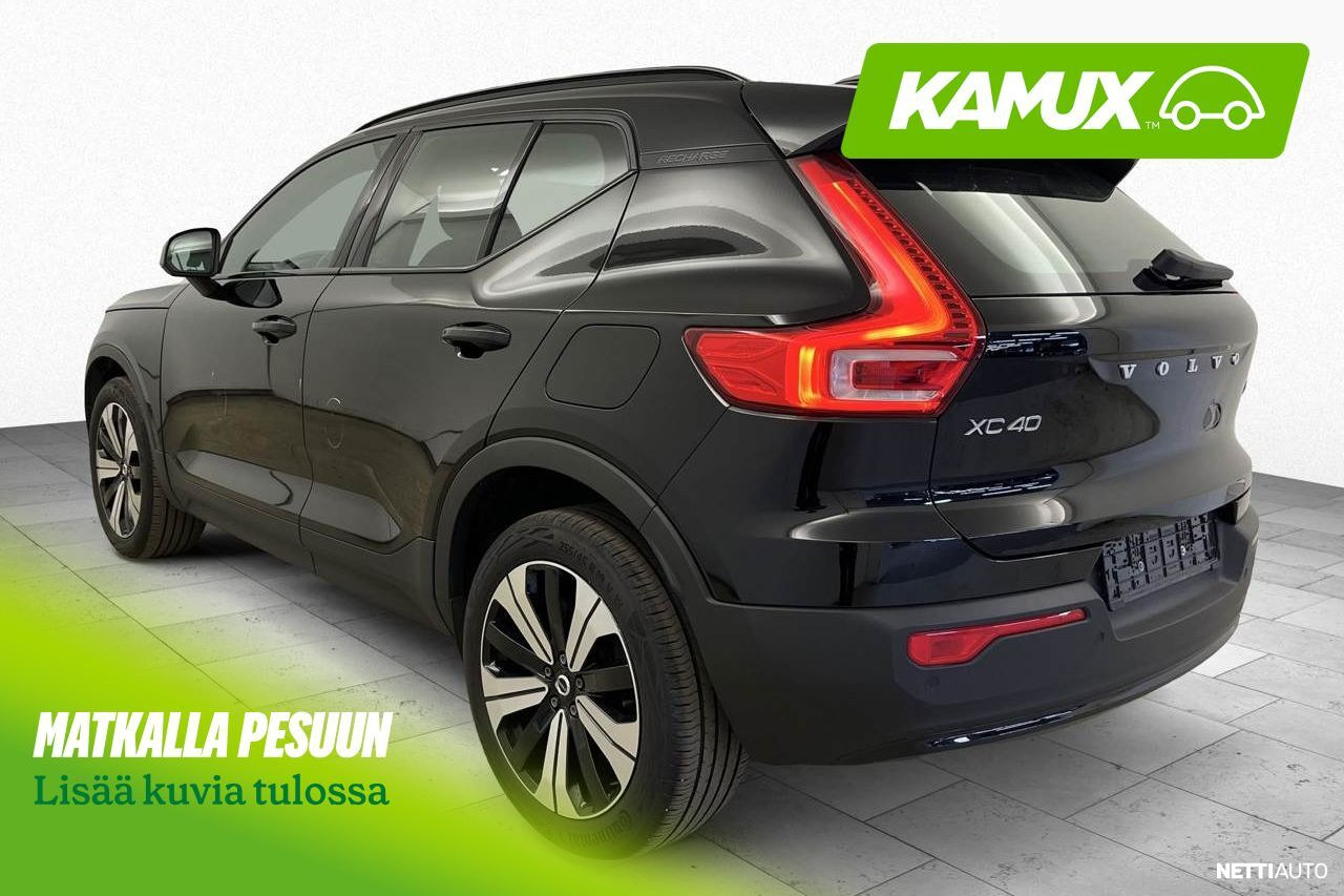 Volvo XC40 2023, photo 4/10
