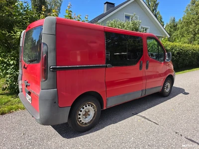 Opel Vivaro Combi L1H1 1,9 CDTI (100hv) 2003, kuva 4/23