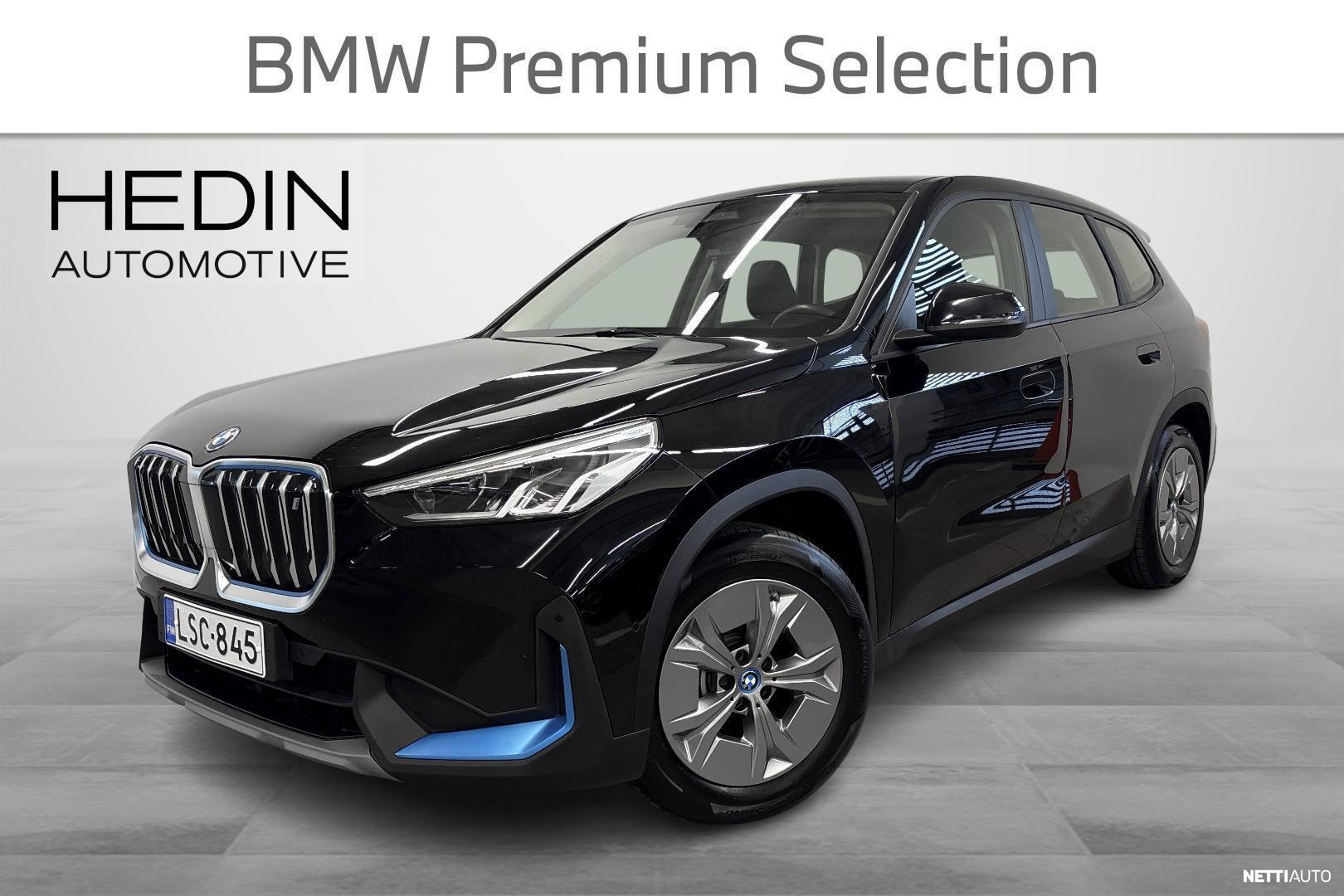 BMW iX1