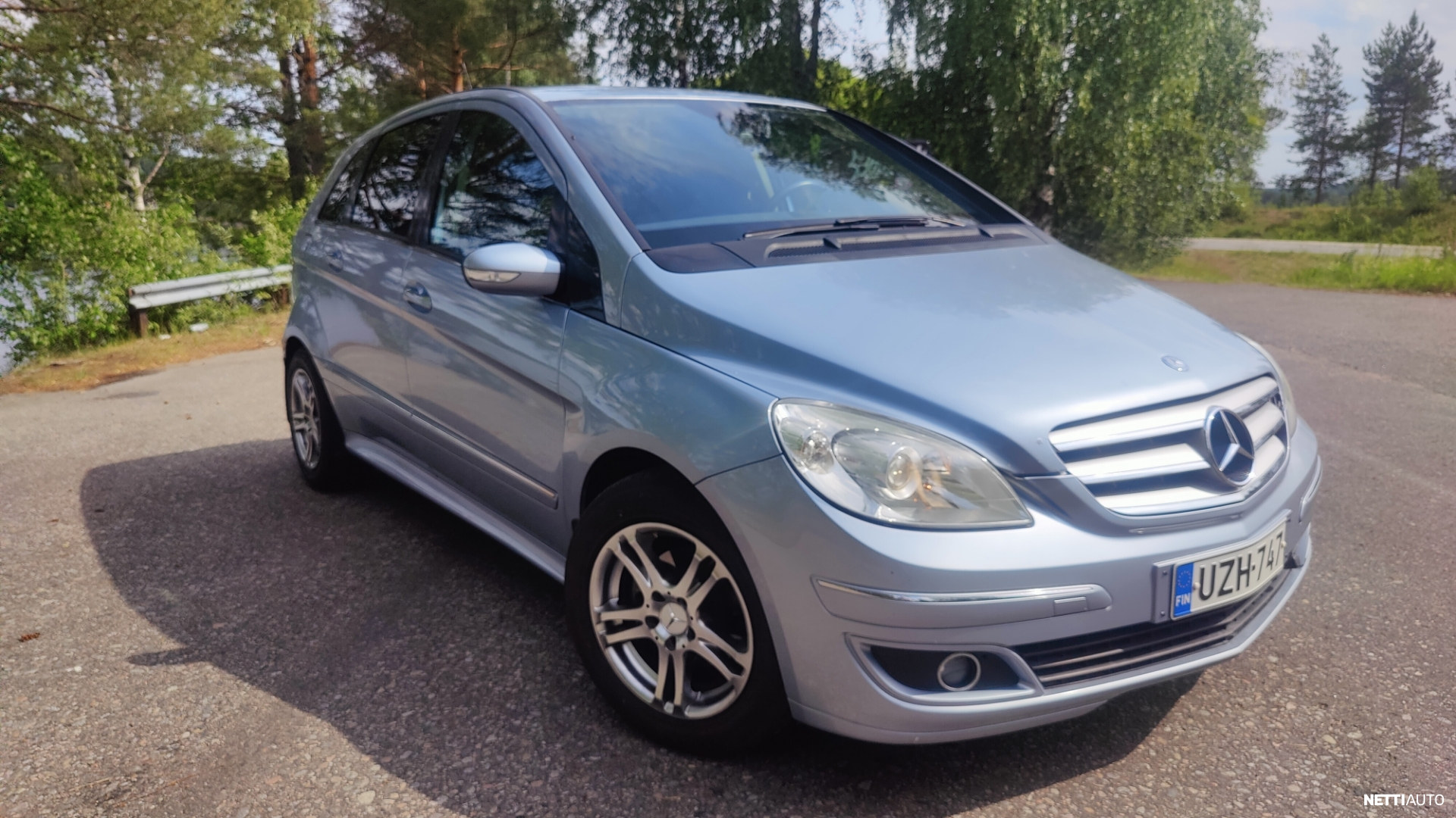 Mercedes-Benz B