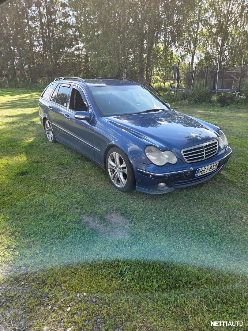 Mercedes-Benz C 320