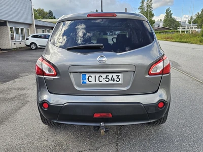 Nissan Qashqai+2 2011, photo 3/14