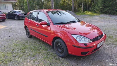 Ford Focus 2003, kuva 1/5