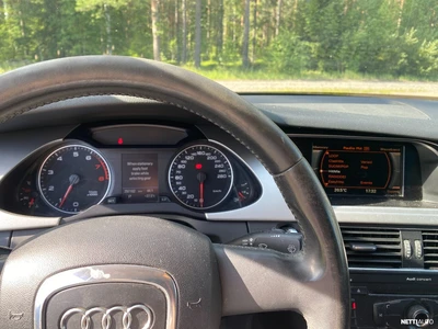 Audi A4 2009, photo 2/10