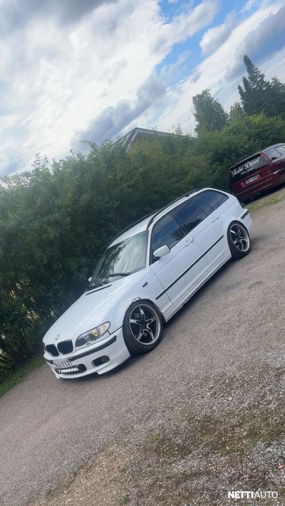 BMW 330 2002, kuva 3/3