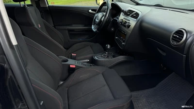 Seat Leon FR 170 TDI CR DPF DSG 2011, photo 6/13