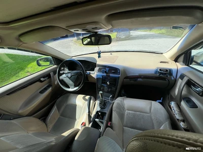 Volvo V70 T5 2000, kuva 6/6