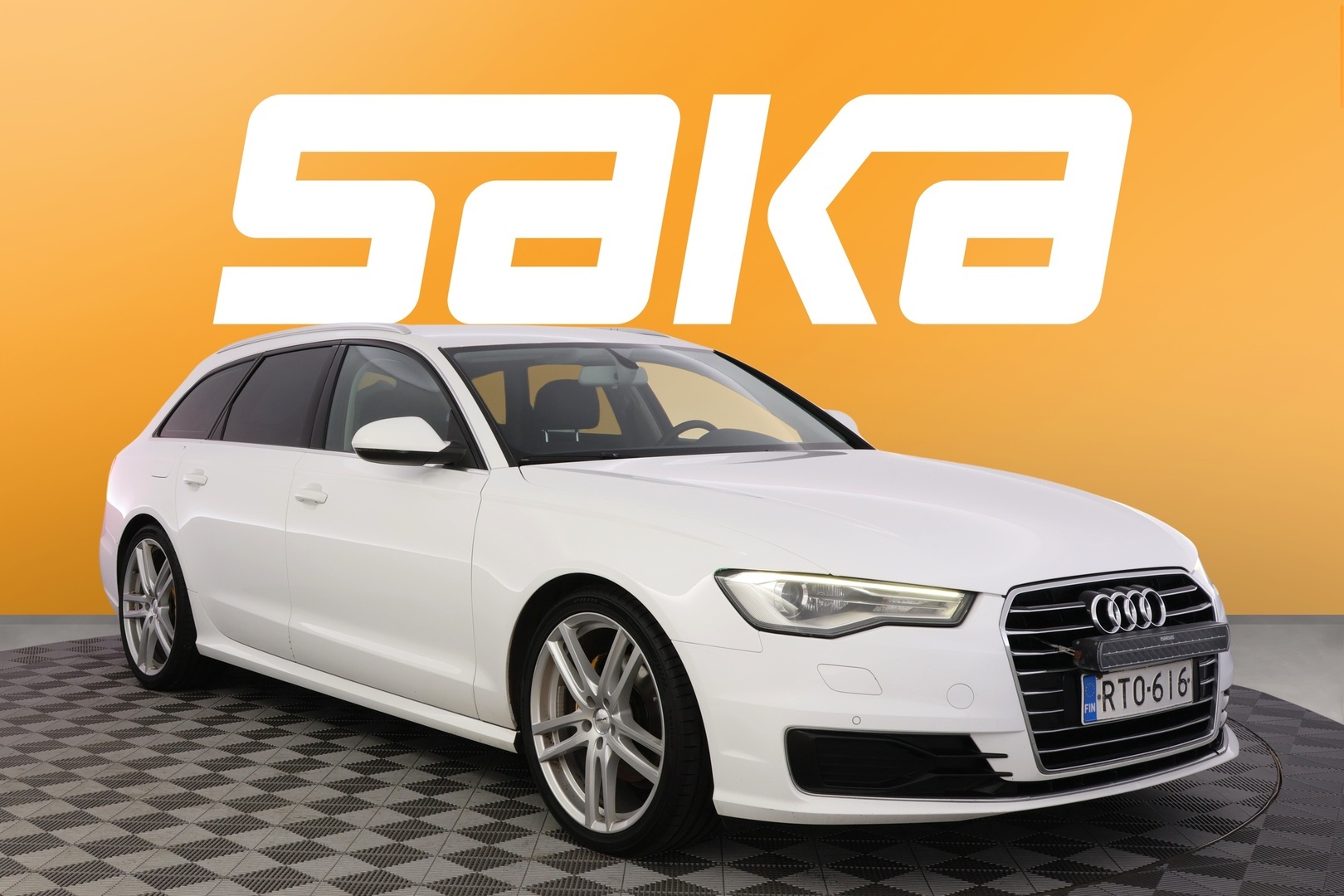 Audi A6 Avant Business 2,0 TDI 140 kW ultra S tronic