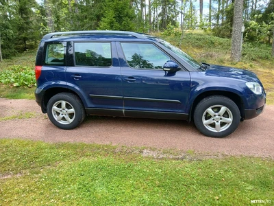 Skoda Yeti 2,0 TDI Active 2011, kuva 5/13