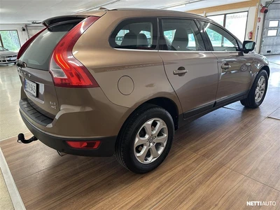 Volvo XC60 2,4D AWD Summum aut 2009, kuva 4/8