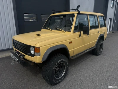 Mitsubishi Pajero 1989, photo 3/23