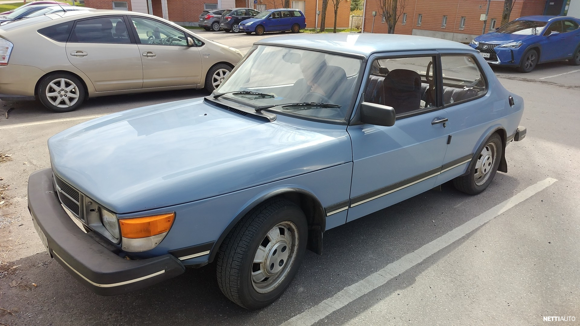 Saab 99