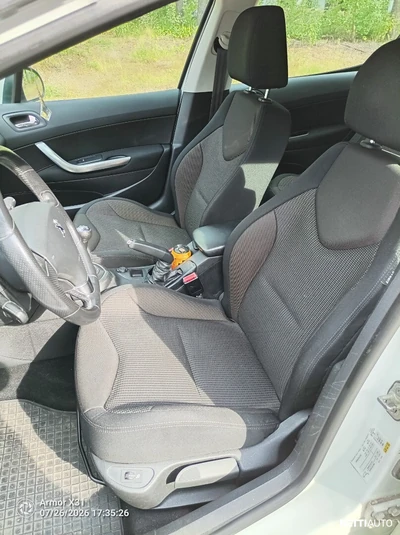 Peugeot 308 Style VTi 120 5-ov 2013, photo 6/12