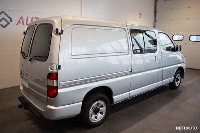 Toyota Hiace 2,5 D-4D 117 5ov 4WD Pitkä 2008, photo 2/12
