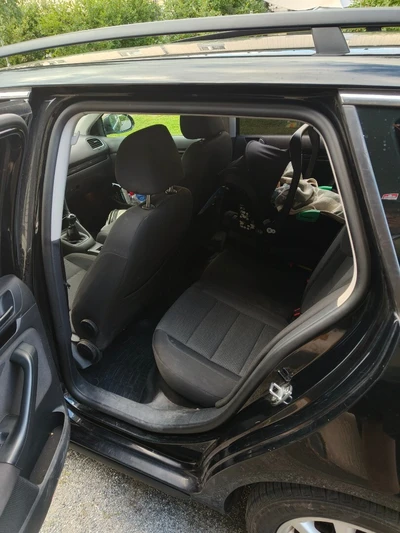 Volkswagen Golf 2011, kuva 6/10