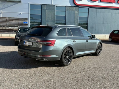 Skoda Superb 2020, photo 6/10