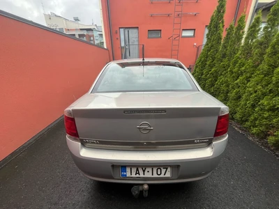 Opel Vectra 2006, kuva 6/10