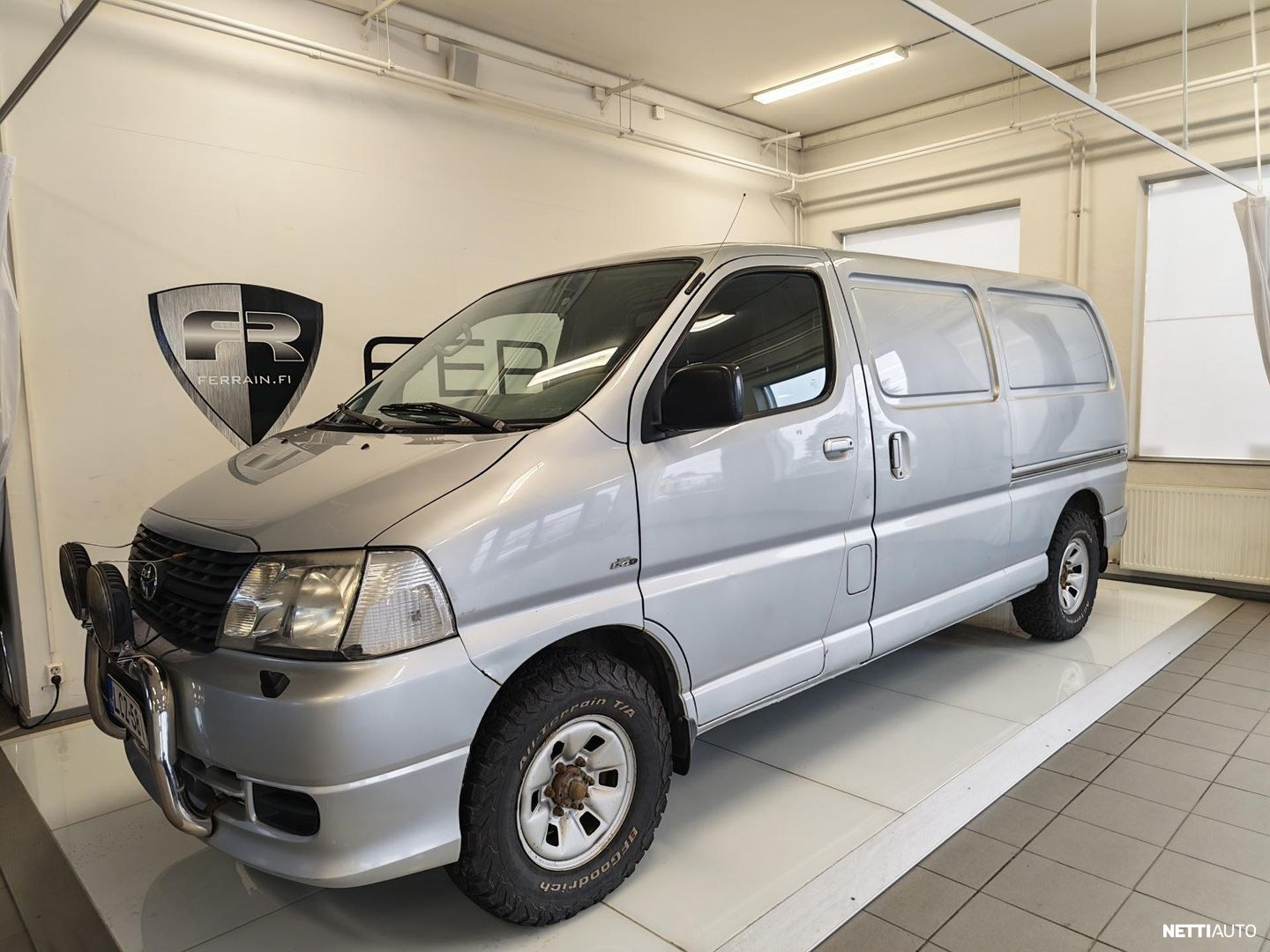 Toyota Hiace