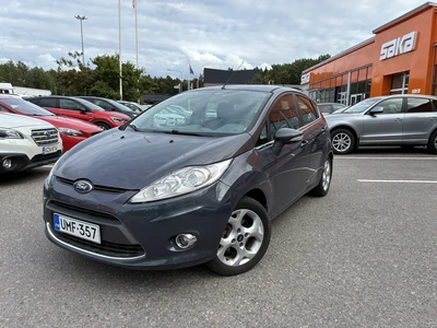 Ford Fiesta 2011, photo 2/6