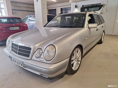Mercedes-Benz 240 1998, kuva 1/10