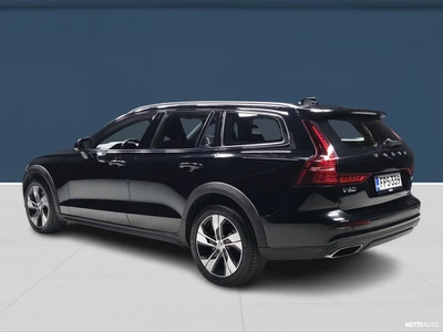 Volvo V60 Cross Country 2021, kuva 6/17