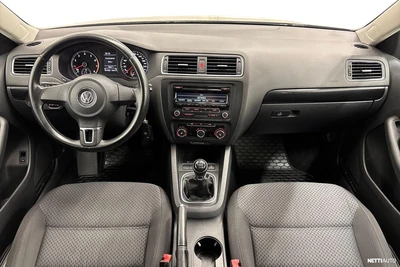 Volkswagen Jetta 2012, photo 7/21