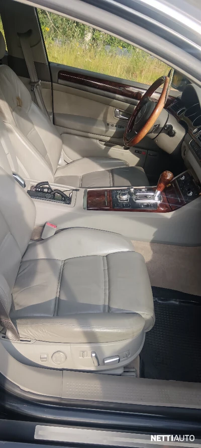 Audi A8 2004, photo 3/16