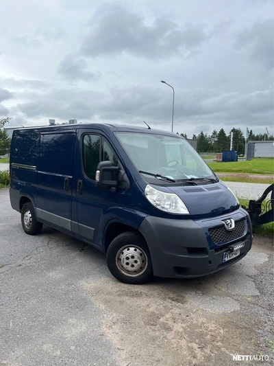 Peugeot Boxer 335 L1H1 HDi 110 FAP City 2013, photo 2/8