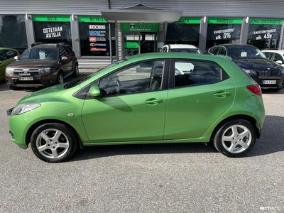 Mazda 2 1,3 Elegance 5MT 2008, photo 2/14