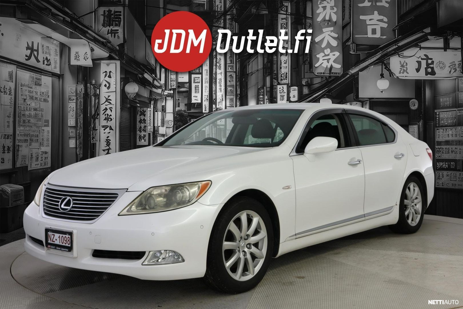 Lexus LS