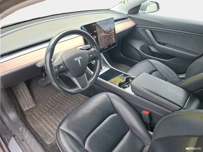 Tesla Model 3 Standard RWD Plus 2019, photo 4/5