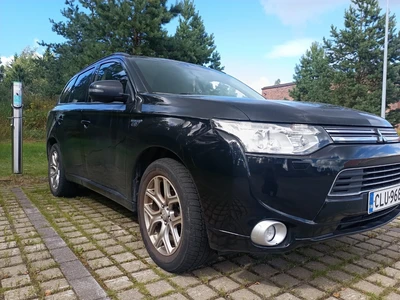 Mitsubishi Outlander 2013, kuva 2/17