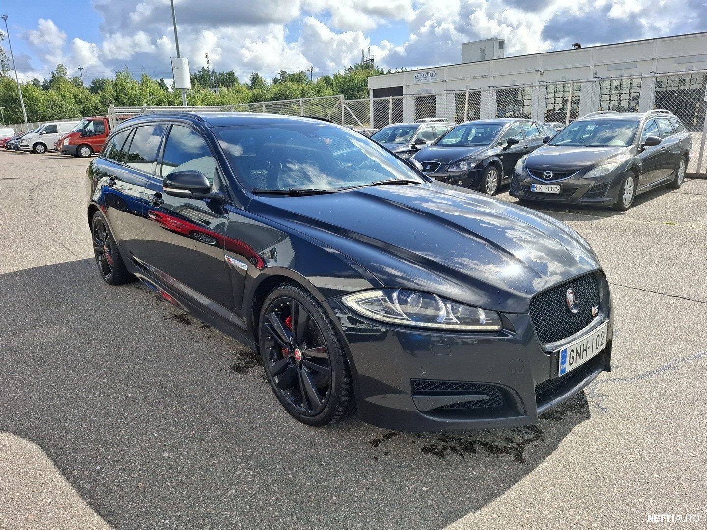 Jaguar XF